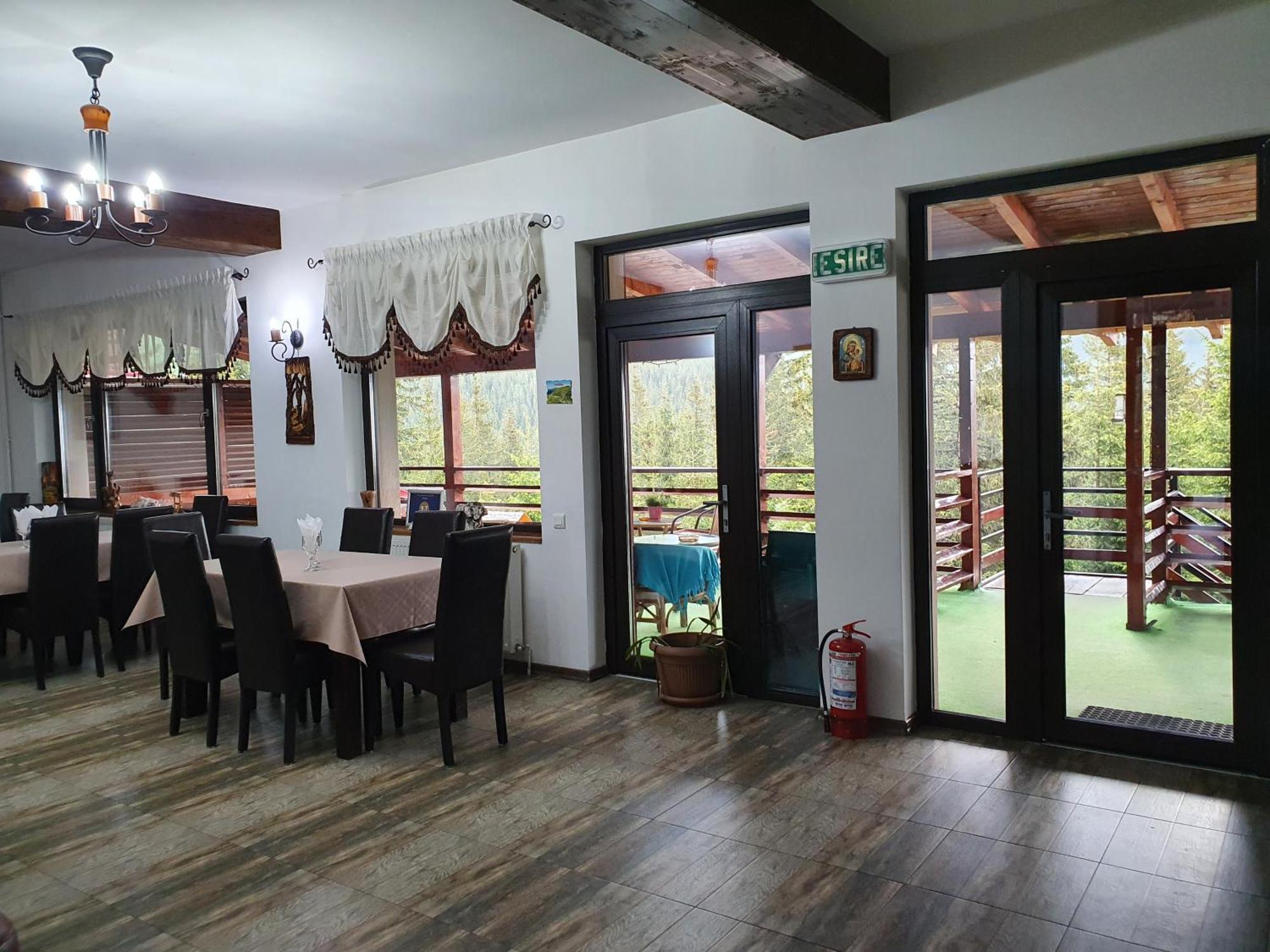 Vila Ozon Ranca Esterno foto